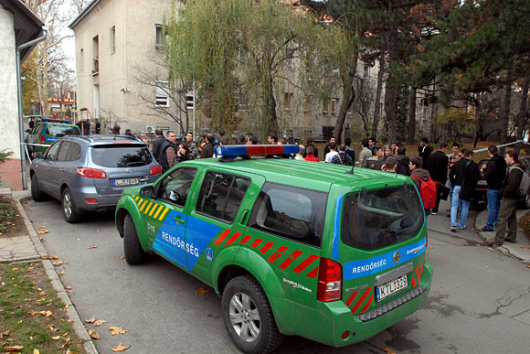 A tavalyi ámokfutás a vizsgatéma az Egyetemen