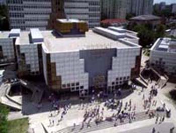 Rátámadtak egy férfire