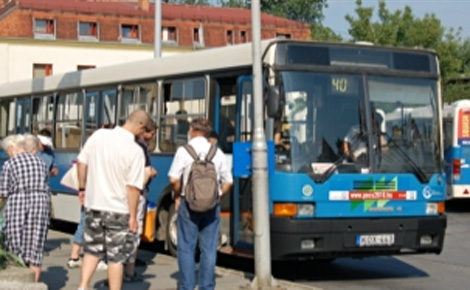pécs busz