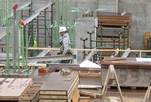 BAT: 30 millió eurós fejlesztés Pécsett