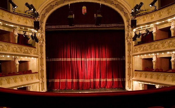 Táncvilágbajnokság és színházi fesztivált rendeznek Pécsett