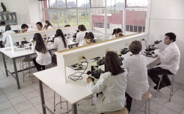 Gyakorlati orvosképzésnek biztosítanak helyet Pécsett