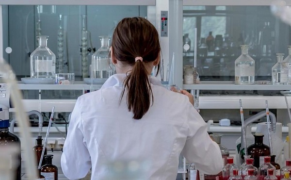 Fejlesztik a baranyai korm&aacute;nyhivatal mikrobiol&oacute;giai laborat&oacute;rium&aacute;t