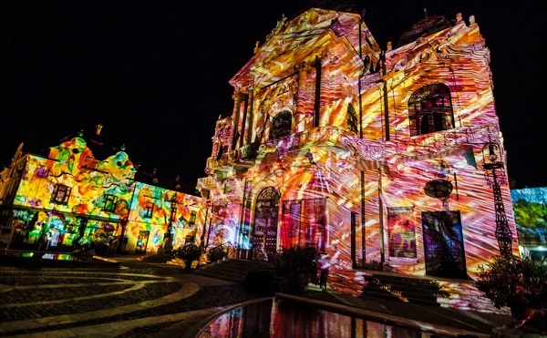 Mintegy 170 program a 4. Zsolnay Fényfesztiválon