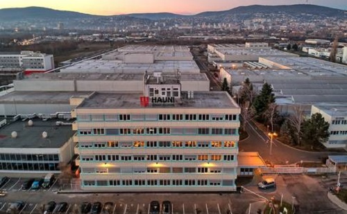 Bővíti termékportfólióját és átalakítja a munkaidőkeretet a Hauni 2020-ban