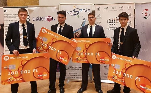 Pécsi gimnazisták nyerték az idei PénzSztár versenyt
