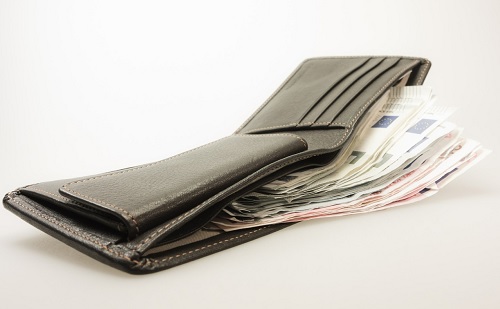 F&eacute;rfi p&eacute;nzt&aacute;rca