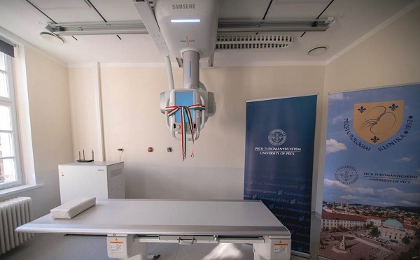 Digitális röntgent adtak át a pécsi urológiai klinikán