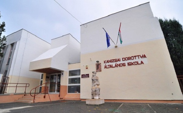 Két iskola újul meg Siklóson