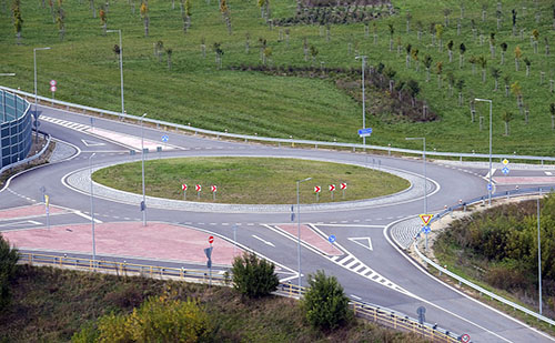 Pécsen új körforgalmat építenek 