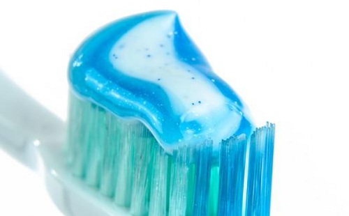 Kiderült, milyen fogkrémet kell óvatosan használni!